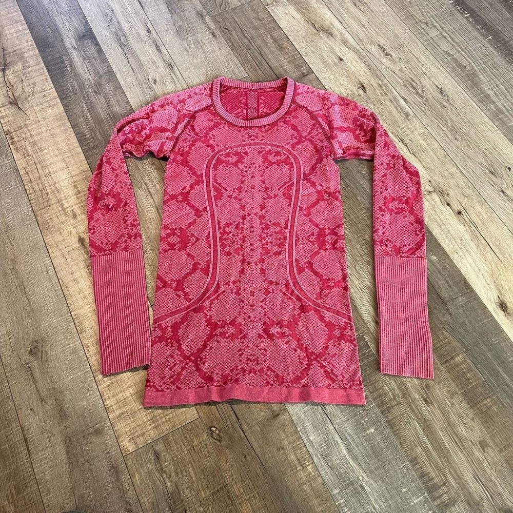 Lululemon Swiftly Tech Long Sleeve Crew Sz 4 In Heathered Cranberry